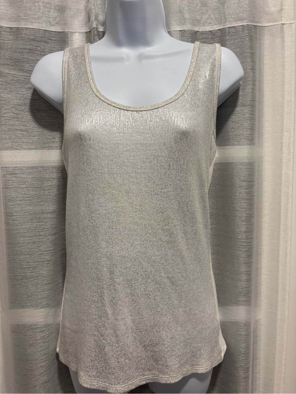 Elie Tahari Stella Knit Metallic Tank Top Silver/White Size Small Elevated Basic